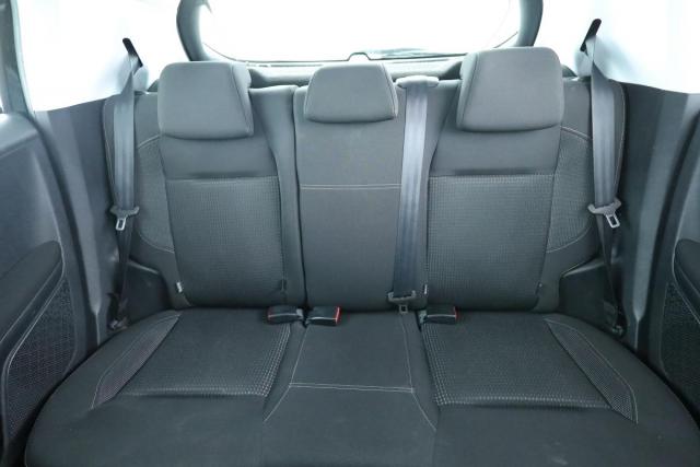 Peugeot 208 image 6