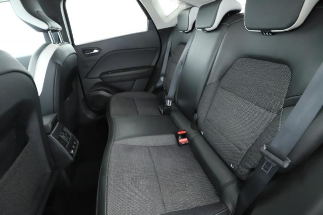 Renault Captur image 9