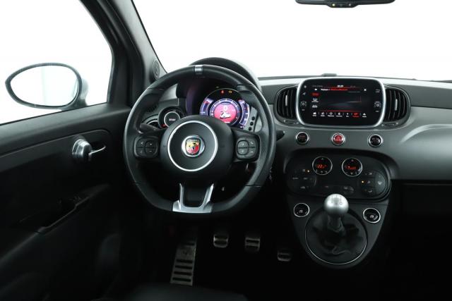 Abarth 500 image 2