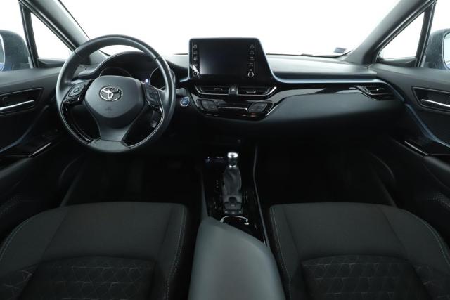 Toyota C-Hr image 4