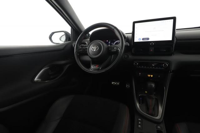 Toyota Yaris image 9