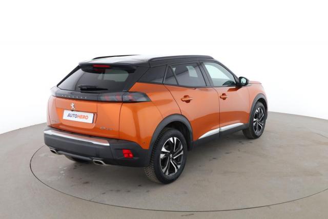 Peugeot 2008 image 2