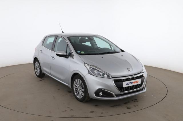 Peugeot 208 image 2