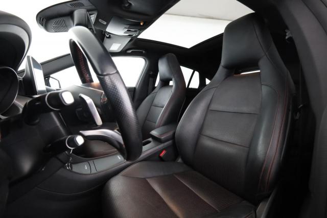 Mercedes Benz Cla Shooting Brake image 9