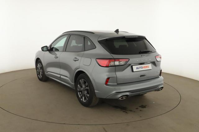 Ford Kuga image 8
