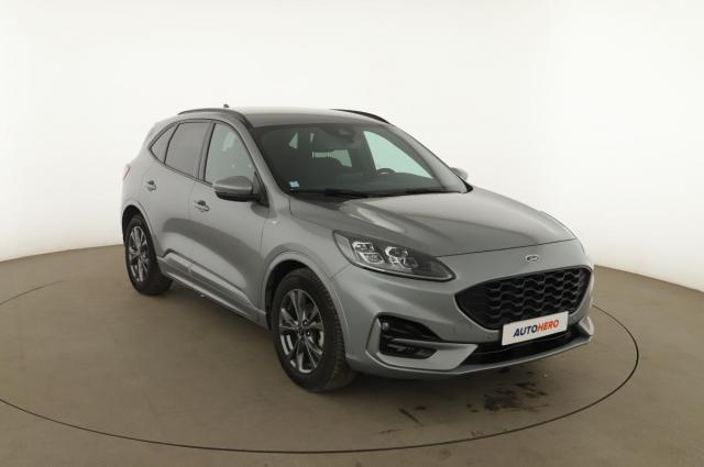 Ford Kuga image 4