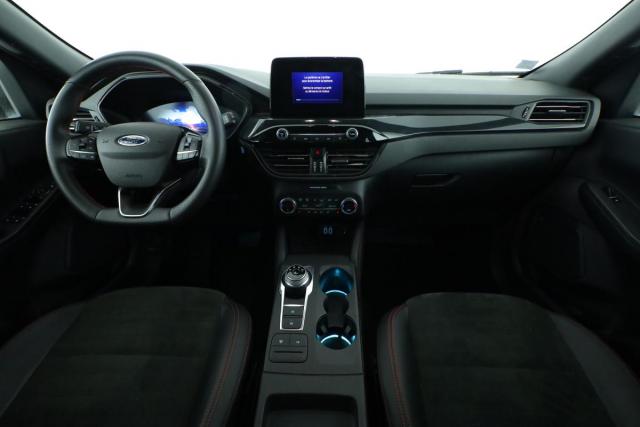 Ford Kuga image 2