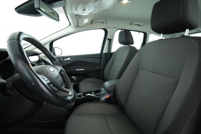 Ford C-Max image 1