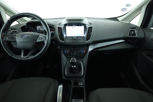 Ford C-Max image 9