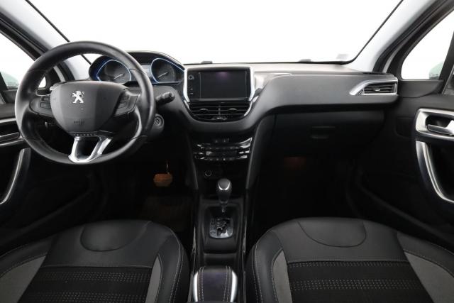 Peugeot 2008 image 5