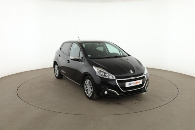 Peugeot 208 image 7