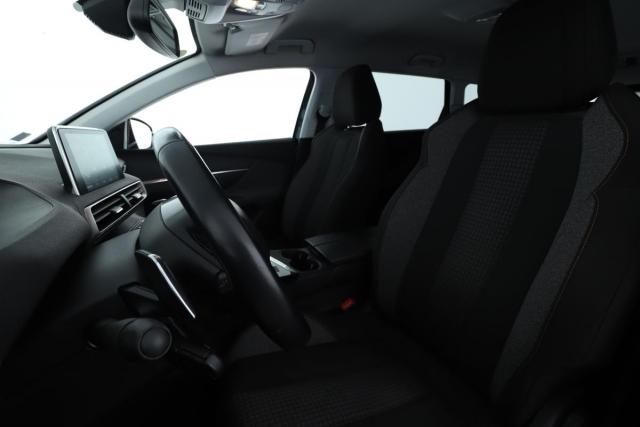 Peugeot 5008 image 6