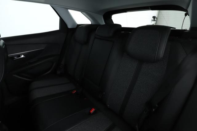 Peugeot 3008 image 6
