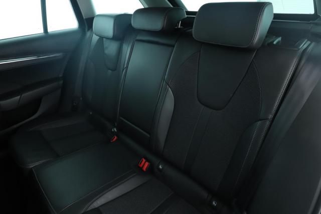 Skoda Octavia image 3