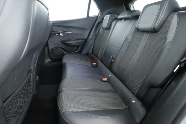 Peugeot 2008 image 3