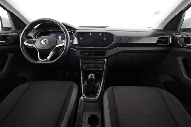 Volkswagen T-Cross image 3