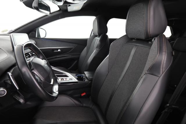 Peugeot 5008 image 8