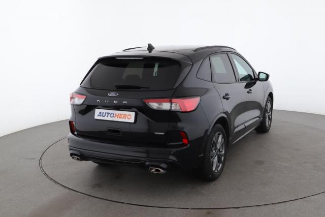 Ford Kuga image 3