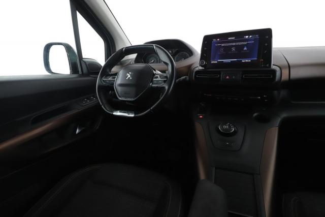 Peugeot Rifter image 9