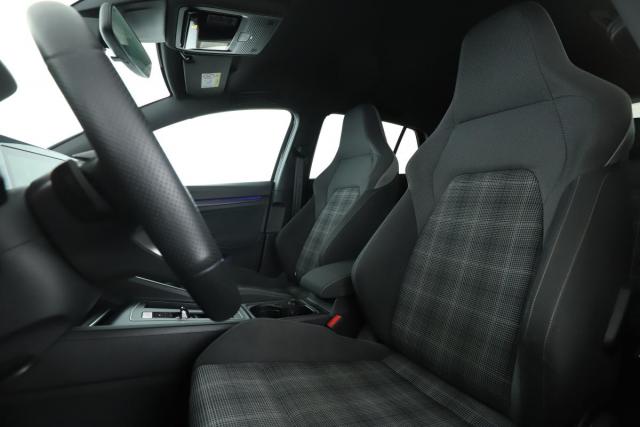 Volkswagen Golf image 7