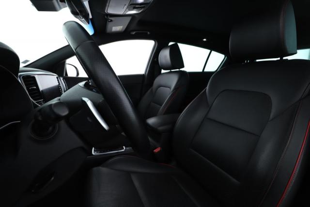 Kia Sportage image 8