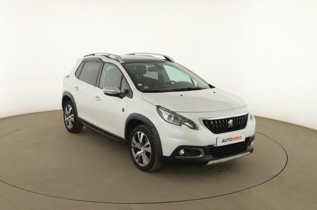 Peugeot 2008 image 2