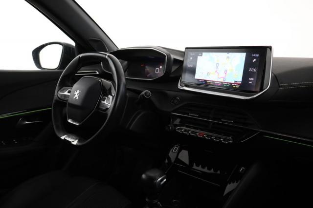 Peugeot 2008 image 6