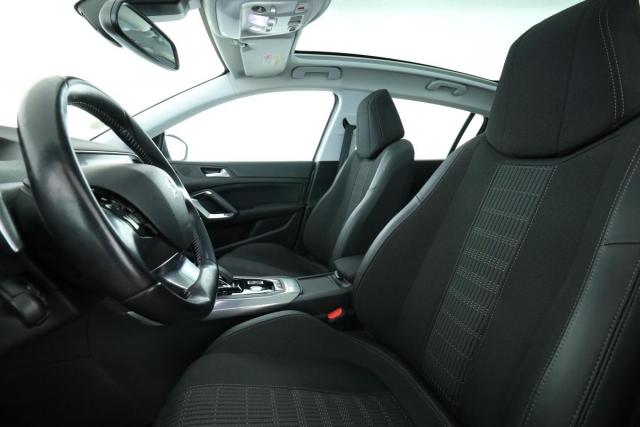 Peugeot 308 image 5
