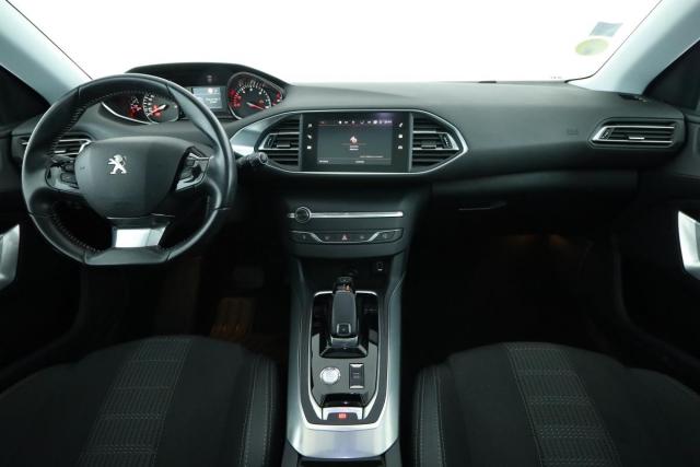Peugeot 308 image 8
