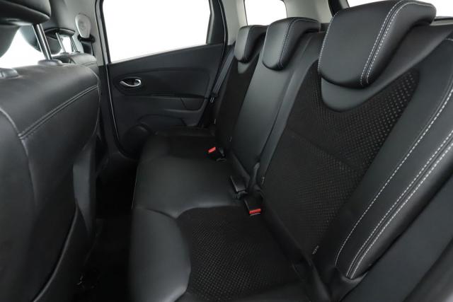 Renault Clio Estate image 9