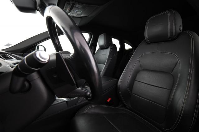 Jaguar E-Pace image 8
