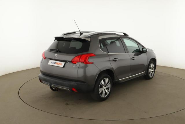 Peugeot 2008 image 2