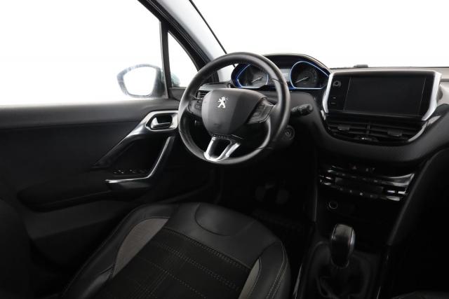 Peugeot 2008 image 9