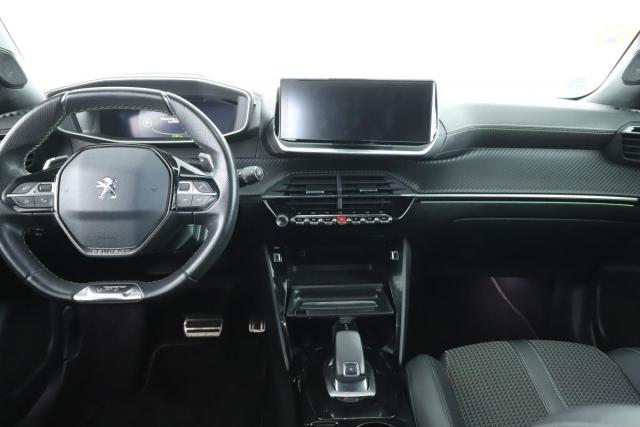 Peugeot 2008 image 5