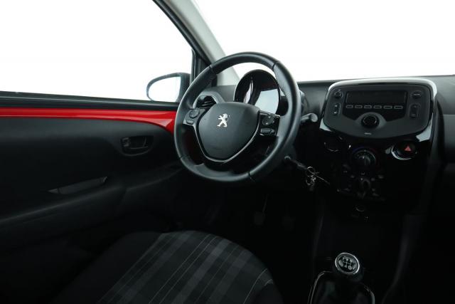 Peugeot 108 image 8