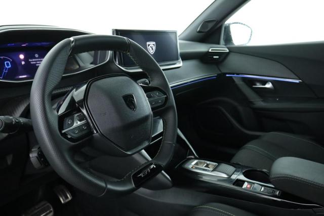 Peugeot 2008 image 6