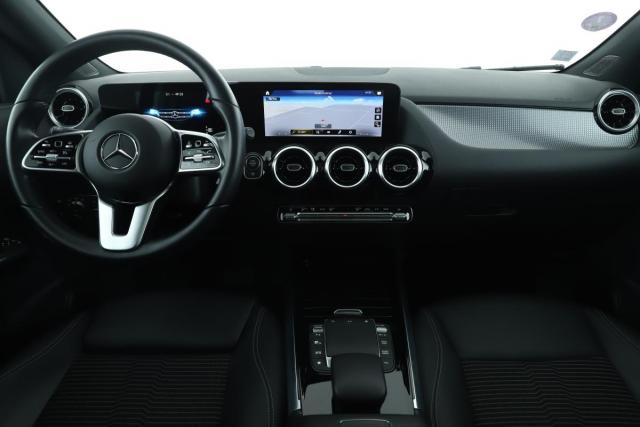 Mercedes Benz Gla image 7