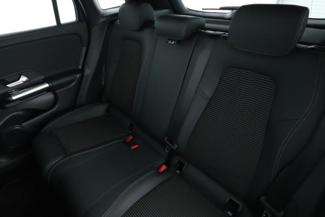 Mercedes Benz Gla image 4