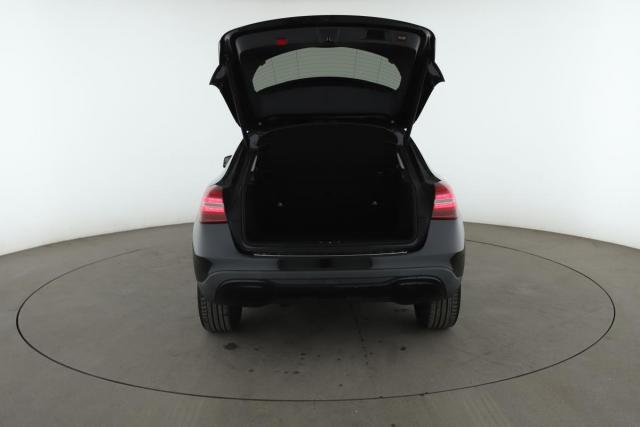 Mercedes Benz Gla image 3