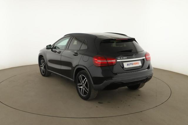 Mercedes Benz Gla image 7