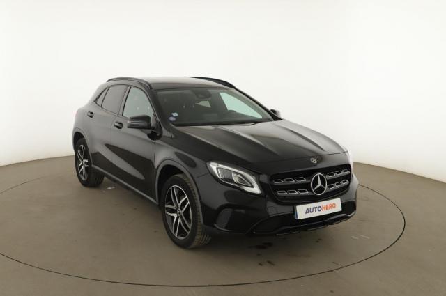 Mercedes Benz Gla image 9