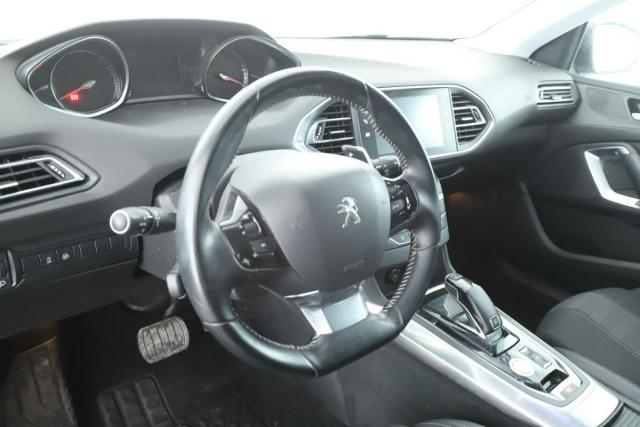 Peugeot 308 image 6