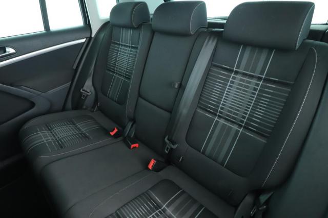 Volkswagen Tiguan image 6