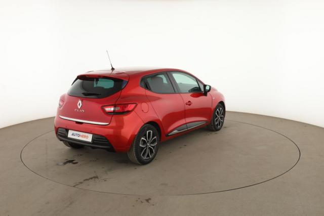 Renault Clio image 2