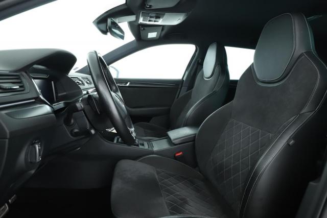 Skoda Superb Combi image 6