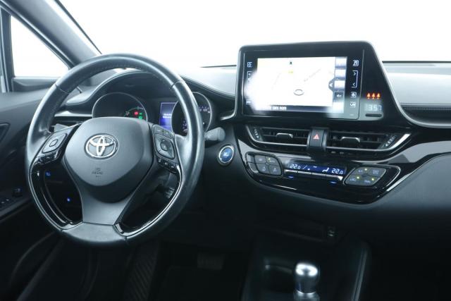 Toyota C-Hr image 5