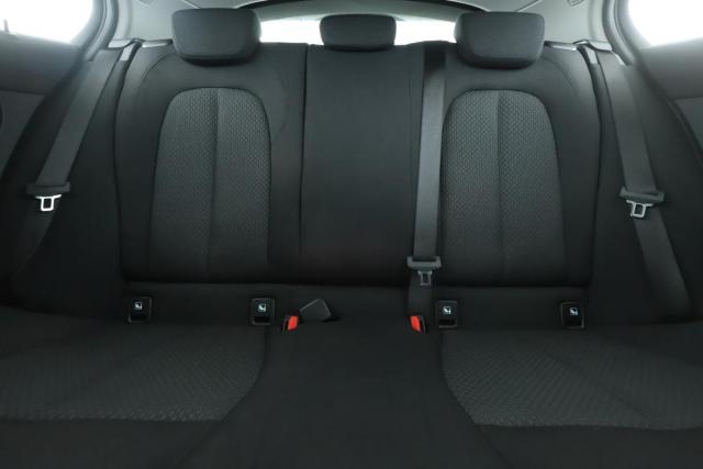 Bmw Série 1 image 9