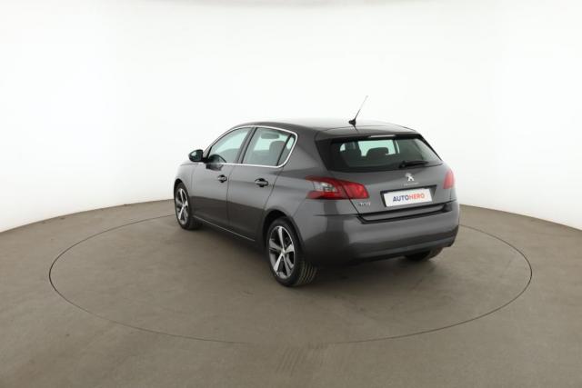 Peugeot 308 image 9