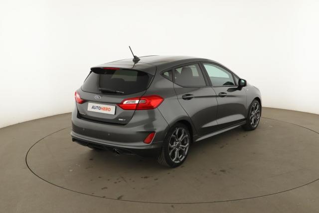 Ford Fiesta image 2