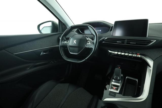 Peugeot 3008 image 8